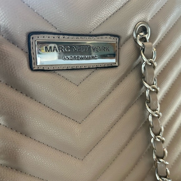 Marc New York Andrew Marc Purse - Picture 11 of 13